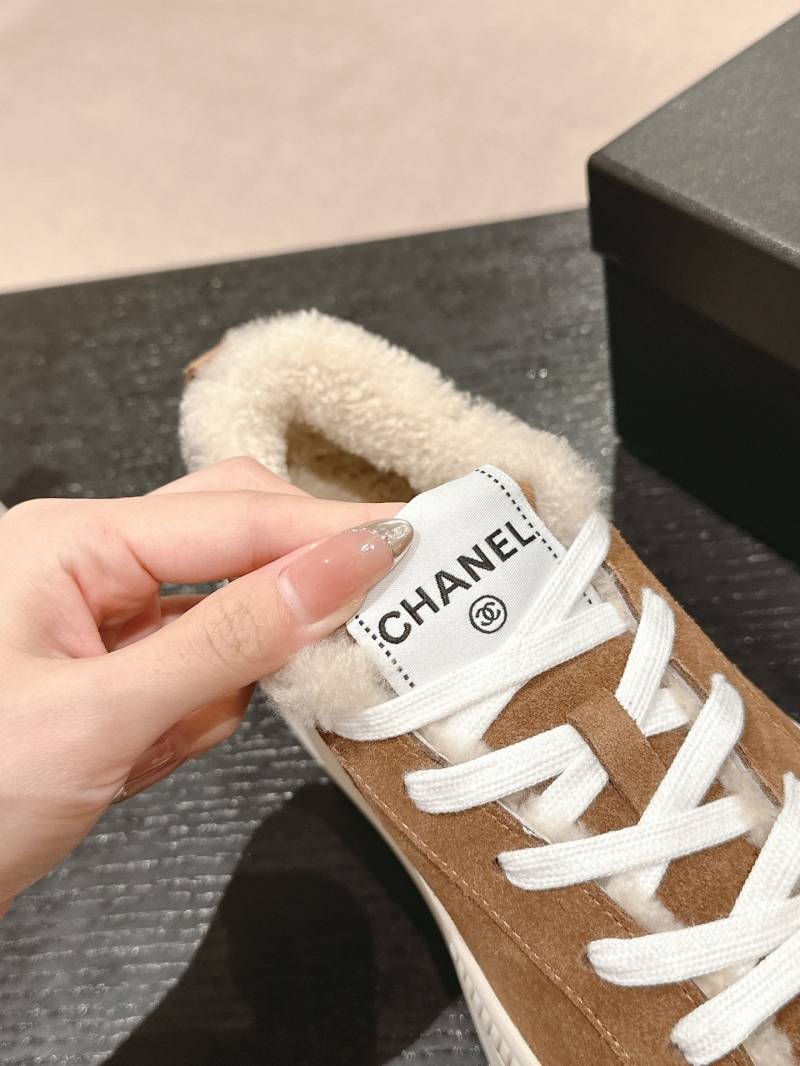 Ch**el sport shoes